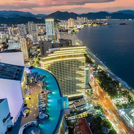 Panorama Oceanfront Suite Nha Trang Eksteriør billede