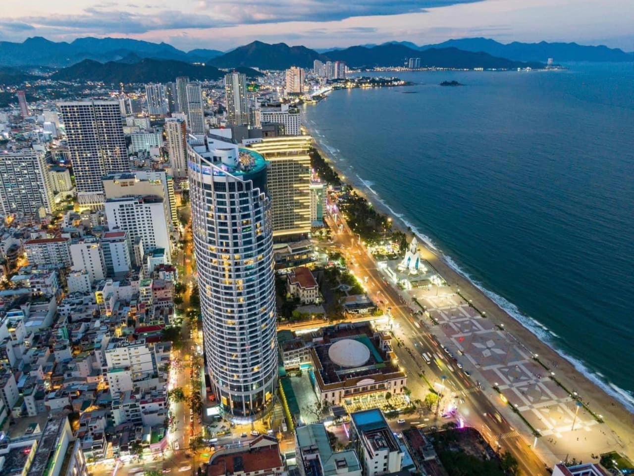 Panorama Oceanfront Suite Nha Trang Eksteriør billede