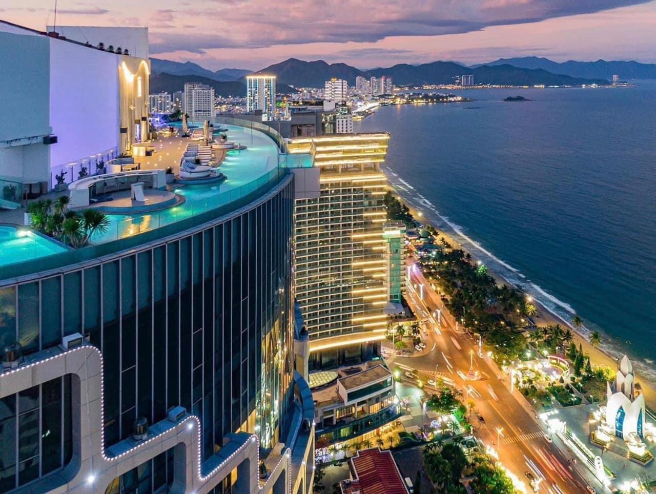 Panorama Oceanfront Suite Nha Trang Eksteriør billede