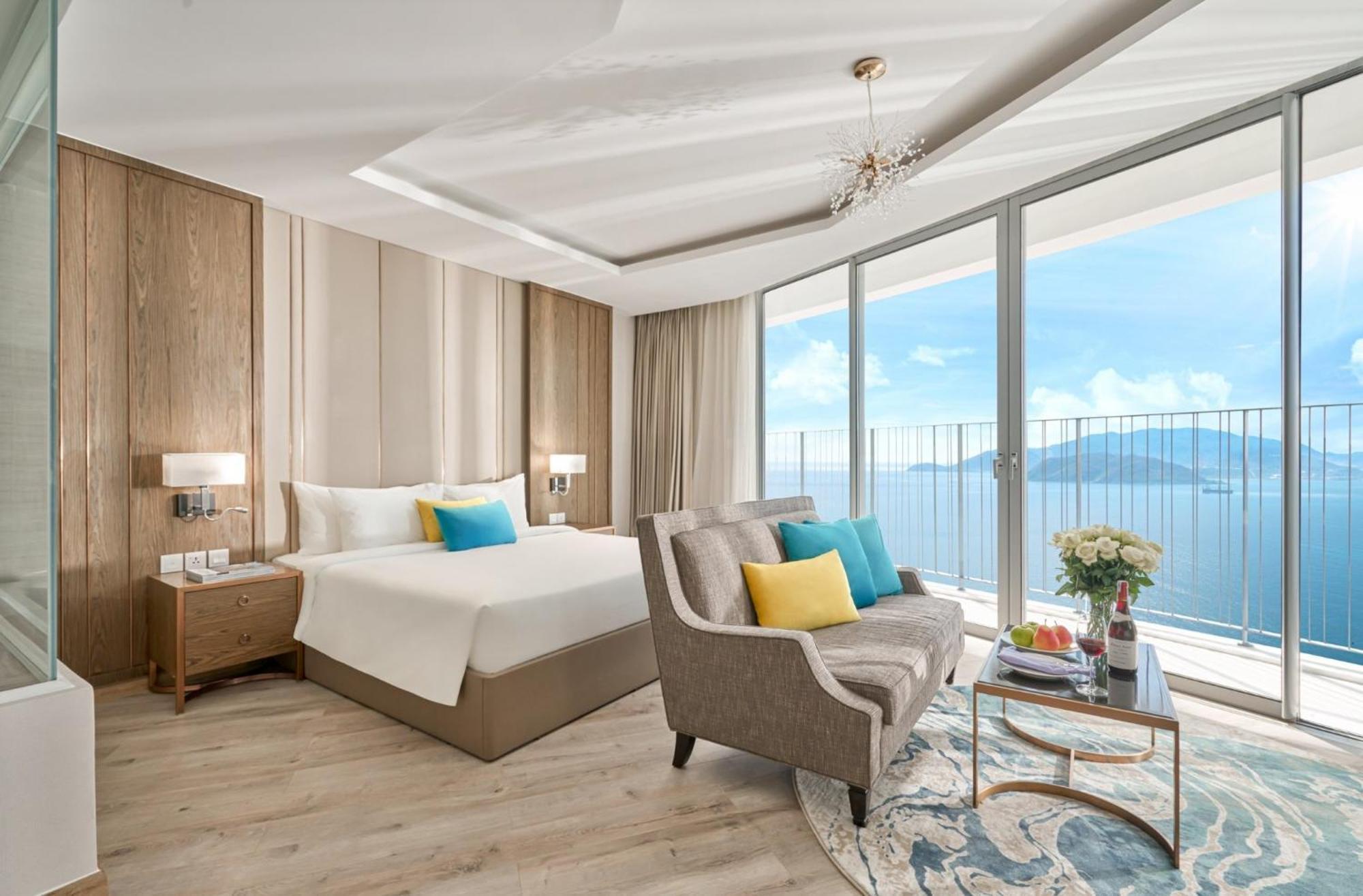 Panorama Oceanfront Suite Nha Trang Eksteriør billede