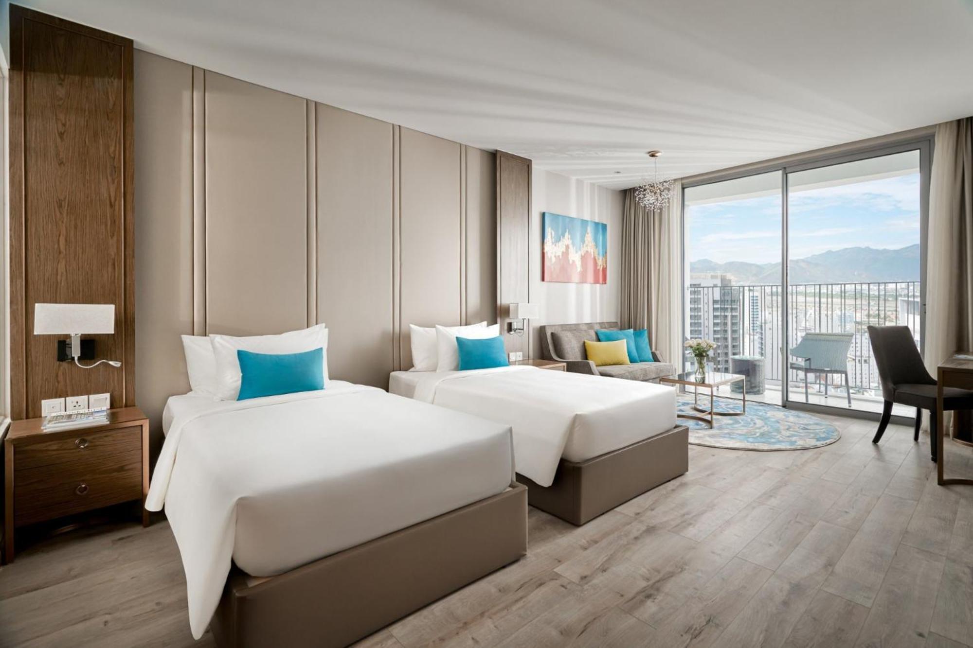 Panorama Oceanfront Suite Nha Trang Eksteriør billede